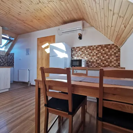 Bence Lägenhet Balatonlelle